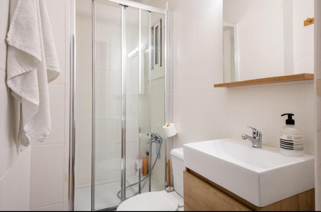 2 Habitaciones Hospitalet Оспиталет-де-Льобрегат Экстерьер фото