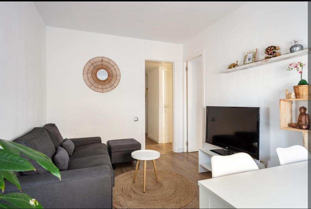 2 Habitaciones Hospitalet Оспиталет-де-Льобрегат Экстерьер фото
